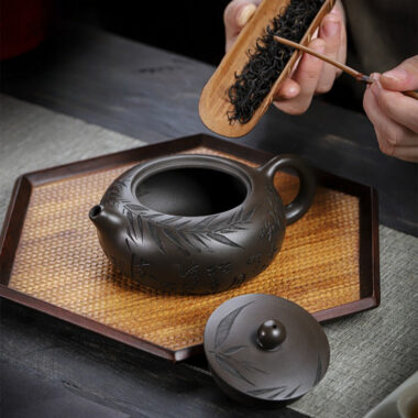 Full Handmade Yixing Zisha Teapot [Bian Yu] (Feicui Qing Zi Ni – 330ml)