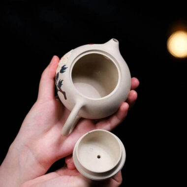 Yixing Zisha Teapot [Peony Xishi] (Bai Duan Ni – 230ml)