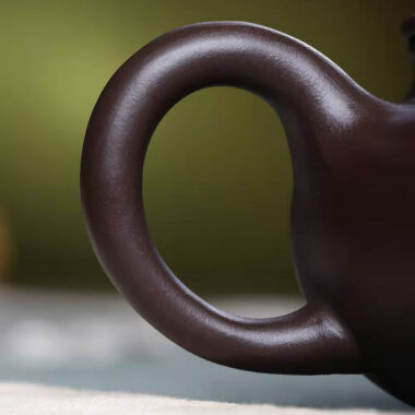 Full Handmade Yixing Zisha Teapot [Fanggu Pot] (Lao Zi Ni – 230ml)
