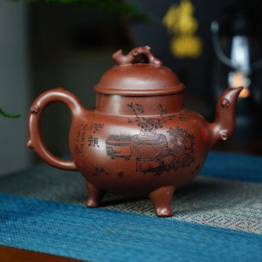 Full Handmade Yixing Zisha Teapot [Sanzu Dingli Pot] (Di Cao Qing – 290ml)