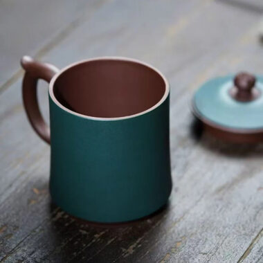 Yixing Zisha Tea Mug with Filter [Ruyi] (Zi Ni / Lu Ni – 480ml)