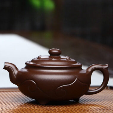 Full Handmade Yixing Zisha Teapot [3 Legs Ruyi Pot] (Shi Hong – 230ml)