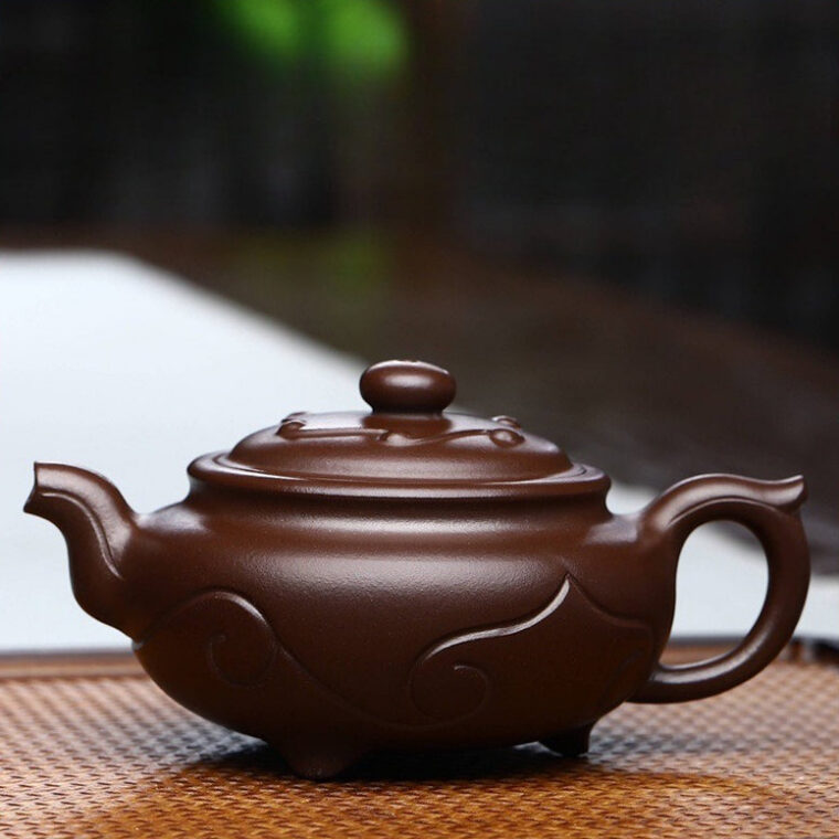 Full Handmade Yixing Zisha Teapot [3 Legs Ruyi Pot] (Shi Hong – 230ml)