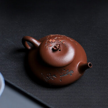 Full Handmade Yixing Zisha Teapot [Xiao Yao] (Zi Ni – 110ml)
