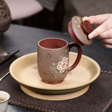Master Handmade Yixing Zisha Tea Mug [Ji Xiang] (Long Xue Sha – 200ml)