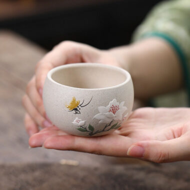 Handmade Yixing Zisha Master Tea Cup [Plum Blossom / Magnolia] 90ml