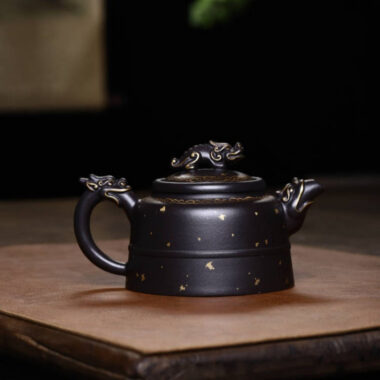 Full Handmade Yixing Zisha Teapot [Long Quan Pot] (Shi Huang – 350ml)