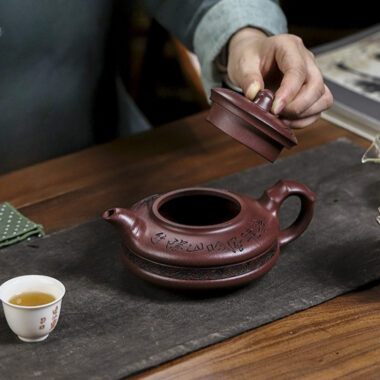 Full Handmade Yixing Zisha Teapot [Lucky Bamboo] (Zi Ni – 480ml)