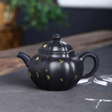 Full Handmade Yixing Zisha Teapot [Golden Lotus Seed Pot] (Shi Huang – 300ml)