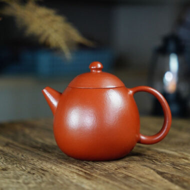 Full Handmade Yixing Zisha Teapot [Dragon Egg Pot] (Zhu Ni – 220ml)