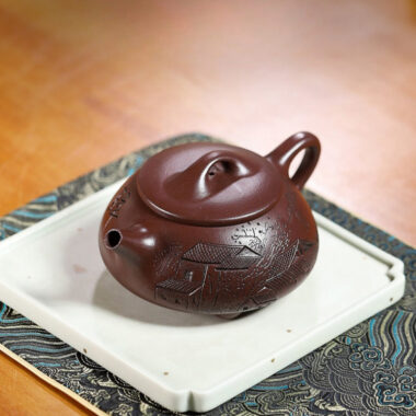 Yixing Zisha Teapot [Jingzhou Shi Piao] (100 Mu Zi Ni – 240ml)