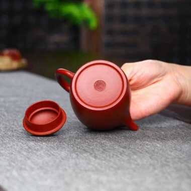 Full Handmade Yixing Zisha Teapot [Qin Quan Pot] (Dahongpao – 180ml)