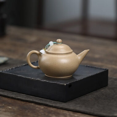Yixing Zisha Teapot [Shui Ping] (Bensan Lu Ni – 150ml)