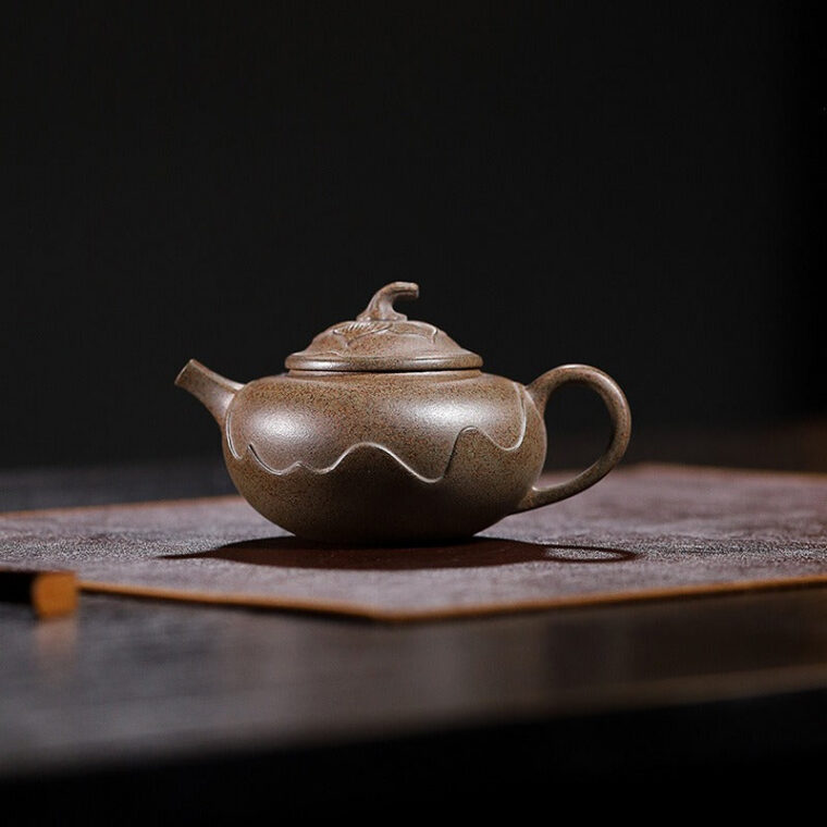 Yixing Zisha Teapot [Ping Ting Pot] (Long Bei Qing Firewood Fired – 190ml)