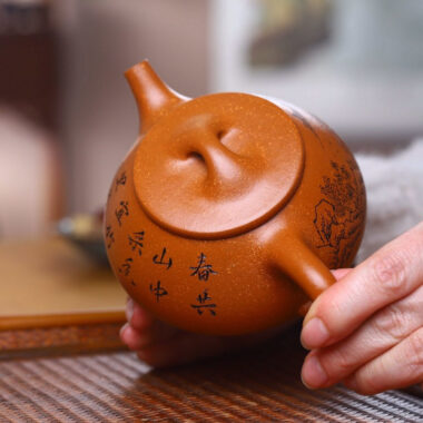 Full Handmade Yixing Zisha Teapot [Jingzhou Shi Piao Pot] (Jiang Po Ni – 300ml)