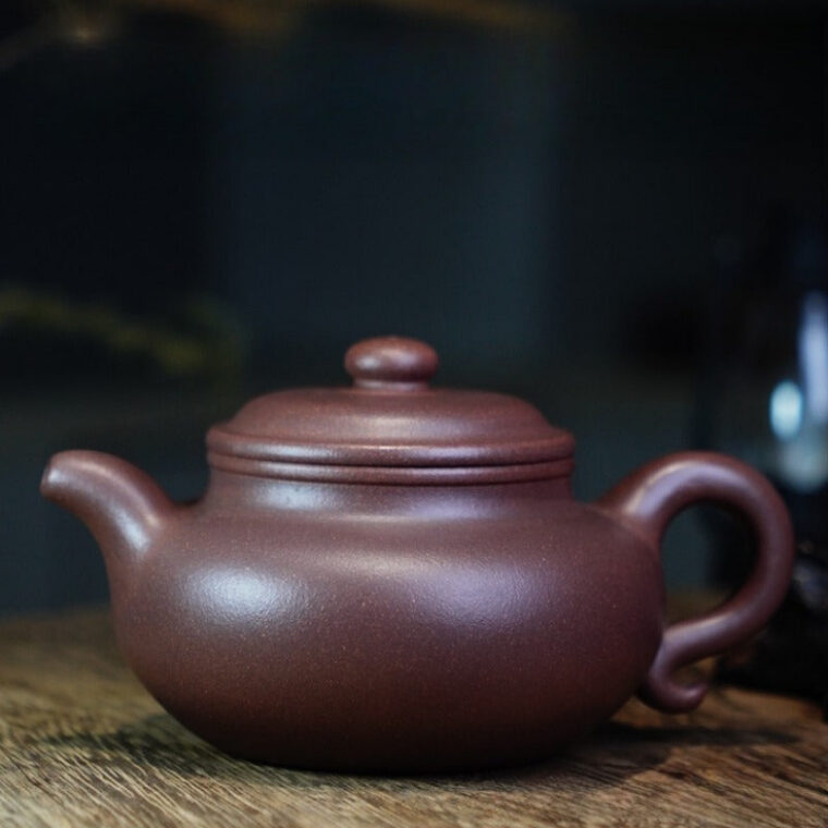 Full Handmade Yixing Zisha Teapot [Fanggu Pot] (Zi Ni – 360ml)