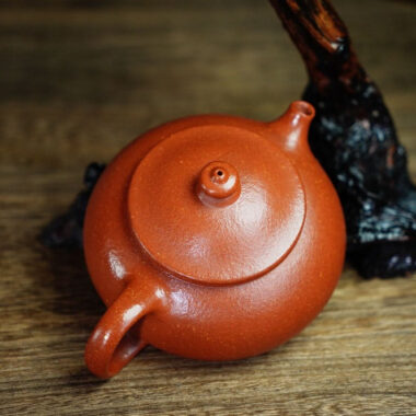 Full Handmade Yixing Zisha Teapot [Han Jiang Pot] (Li Pi Zhu Ni – 190ml)
