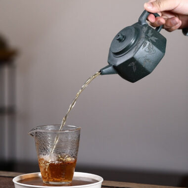 Yixing Zisha Teapot [Bafang Jing Lan] (Lu Ni – 280ml)