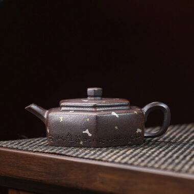 Full Handmade Yixing Zisha Teapot [Liufang De Zhong] (Firewood Fired Duan Ni – 150ml)