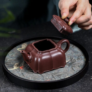 Full Handmade Yixing Zisha Teapot [Feiling] (Zi Ni – 180ml)