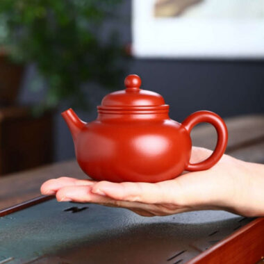 Full Handmade Yixing Zisha Teapot [Rong Tian Pot] (Dahongpao – 200ml)