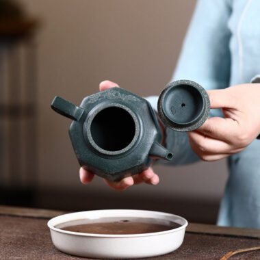 Yixing Zisha Teapot [Bafang Jing Lan] (Lu Ni – 280ml)
