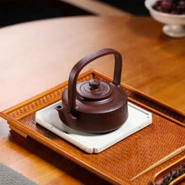 Yixing Zisha Teapot [Tibi Tiliang] (100 Mu Zi Ni – 370ml)
