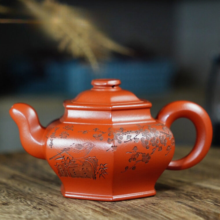 Full Handmade Yixing Zisha Teapot [Liufang Gong Deng Pot] (Zhu Ni – 310ml)
