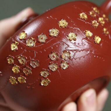 Yixing Zisha Teapot [Plum Blossom Wanyu] (Dahongpao – 220ml)