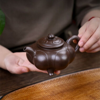 Full Handmade Yixing Zisha Teapot [Sanzu Ruyi] (Baoshan Zi Ni – 300ml)