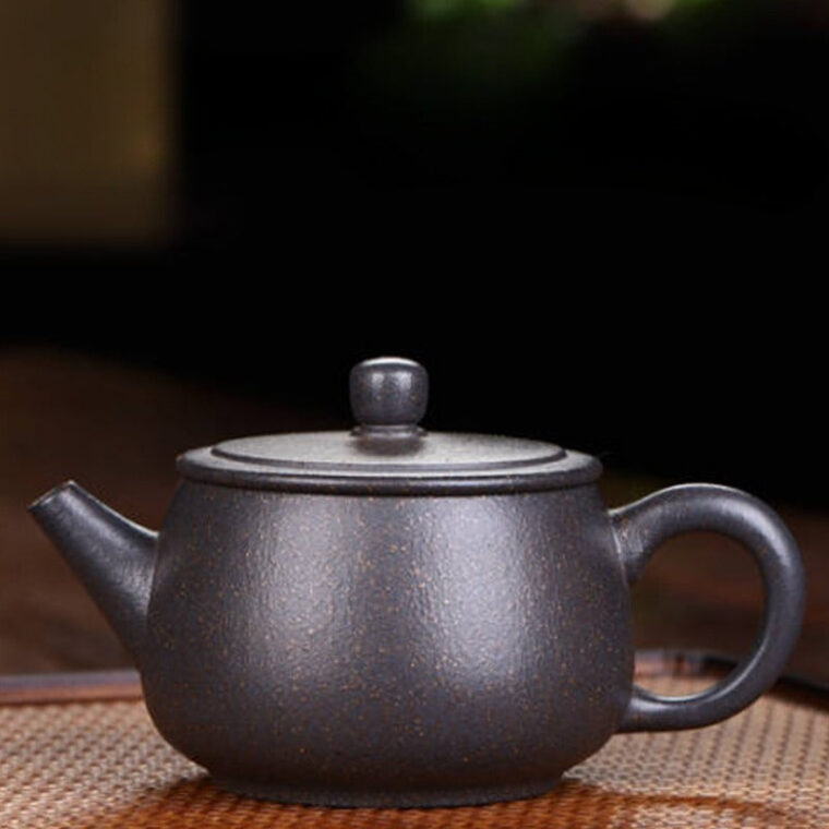 Full Handmade Yixing Zisha Teapot [Hanwa Pot] (Tian Qing Ni – 250ml)