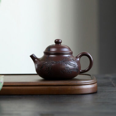 Yixing Zisha Teapot [Bao Chun Rong Tian] (100 Mu Zi Ni – 260ml)