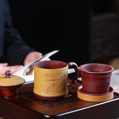 Yixing Zisha Tea Mug with Filter [Song Ting Wan Cui] (Zi Ni / Huangjin Duan Ni – 390ml)