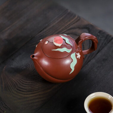 Full Handmade Yixing Zisha Teapot [Luye Shoutao] (Hong Pi Long – 280ml)