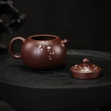 Full Handmade Yixing Zisha Teapot [Plum Xishi Pot] (Zi Ni – 170ml)