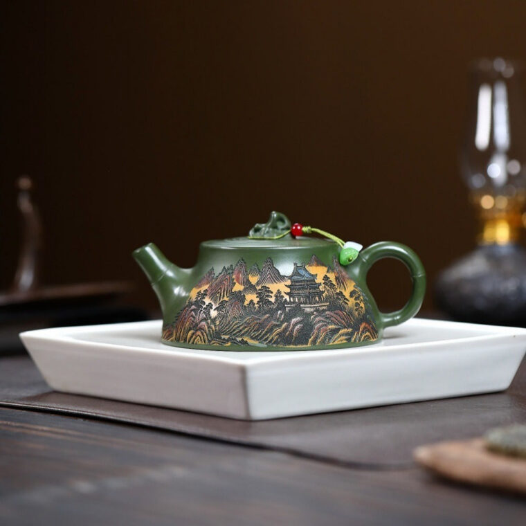Yixing Zisha Teapot [Mountains & Rivers] (Lu Ni – 230ml)
