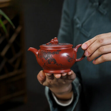 Full Handmade Yixing Zisha Teapot [Good Fortune] (Long Xue Sha – 200ml)