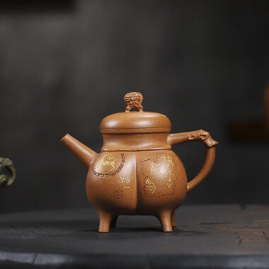Full Handmade Yixing Zisha Teapot [Shenzhou Fuding] (Jin Jiang Po Ni – 320ml)