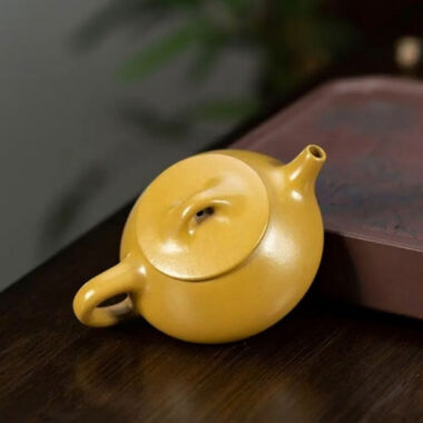 Yixing Zisha Teapot [Mini Jingzhou Shi Piao] (Huangjin Zhu Ni – 100ml)