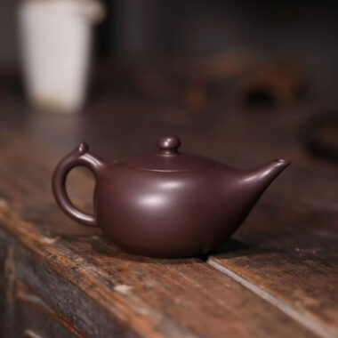 Full Handmade Yixing Zisha Teapot [Shen Deng Yandou Pot] (Zi Ni – 125/170ml)