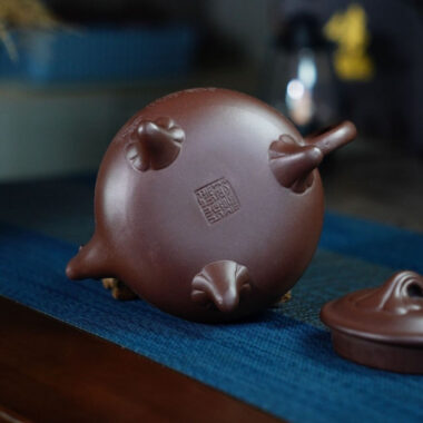 Full Handmade Yixing Zisha Teapot [Feng Wu Jiu Tian Pot] (Zi Ni – 300ml)