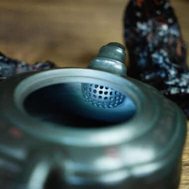 Full Handmade Yixing Zisha Teapot [Bamboo Drum Pot] (Long Bei Qing – 330ml) (Rare Clay Type / Last Piece)