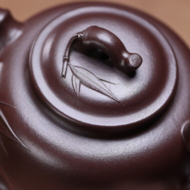 Yixing Zisha Teapot [Bamboo Section] (Zi Ni – 270ml)