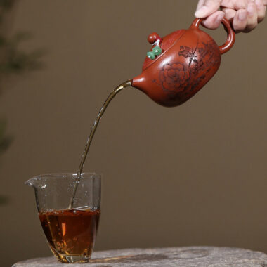 Yixing Zisha Teapot [Bird Xishi] (Dahongpao – 340ml)