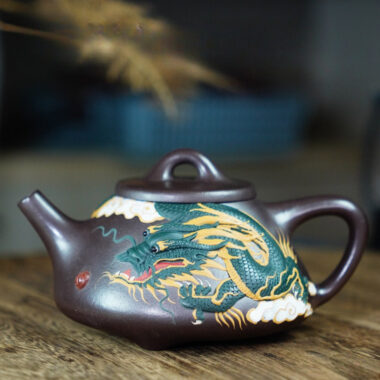 Full Handmade Yixing Zisha Teapot [Dragon Ziye Shi Piao Pot] (Lao Zi Ni – 360ml)