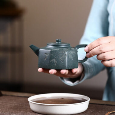 Yixing Zisha Teapot [Bafang Jing Lan] (Lu Ni – 280ml)