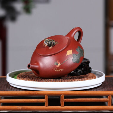 Yixing Zisha Teapot Set [Lotus Pond Moonlight] (Dahongpao – 260ml)