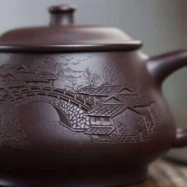 Full Handmade Yixing Zisha Teapot [Jiangnan Gao Shi Piao Pot] (Zi Ni – 270ml)