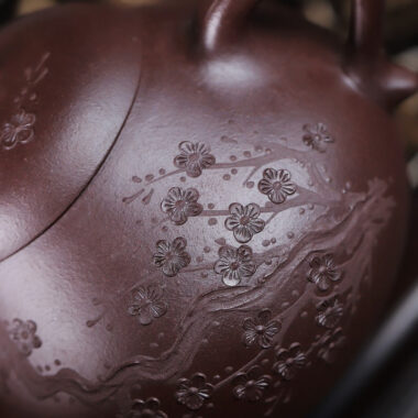 Yixing Zisha Teapot [Fragrant Eggplant] (Zi Ni – 250ml)