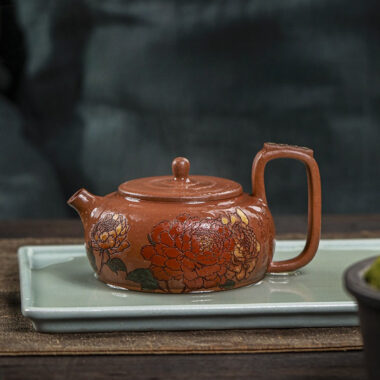 Full Handmade Yixing Zisha Teapot [Guo Se Tian Xiang] (Jiang Po Ni – 180ml)